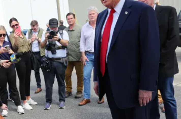 Trump visita los daños causados por el huracán Helene en Georgia